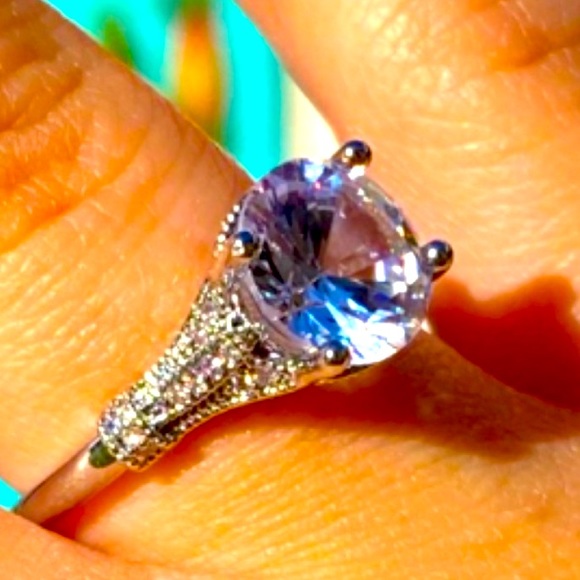 🔥HOST PICK!!!🔥 SUPER GORGEOUS 18K White Gold 3Ct Moissanite Ring!😍 - Picture 3 of 8